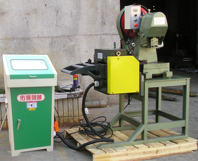 小型沖床送料機(jī) 小型沖床送料機(jī)