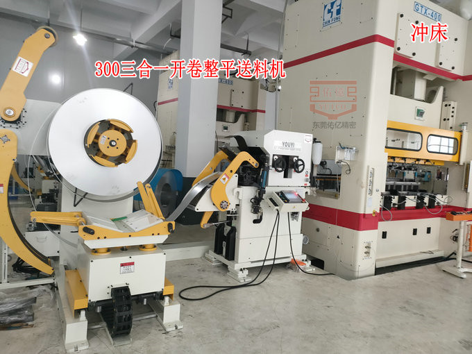 三合一開卷整平送料機如何實現(xiàn)自動化沖壓生產(chǎn)？一文看懂完整工作流程